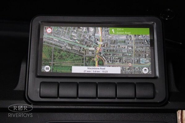 Детский электромобиль Range Rover HSE 4WD (Y222YY) Лицензия